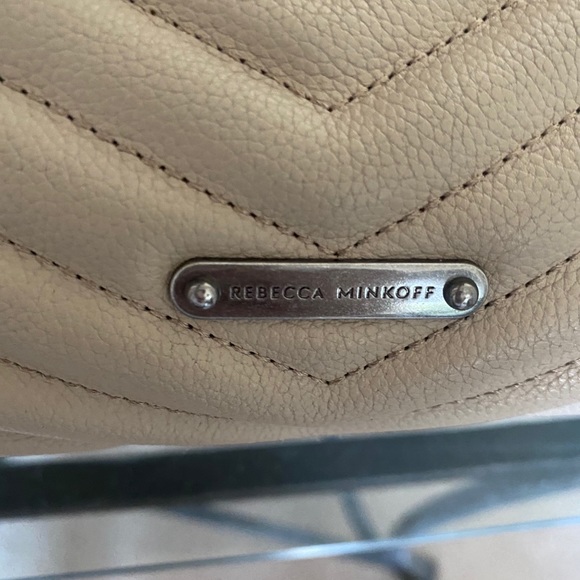 Rebecca Minkoff Edie large top handle - Picture 3 of 8